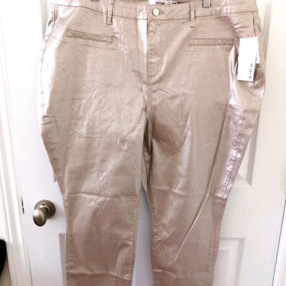 Metallic pants - Picture 1 of 8